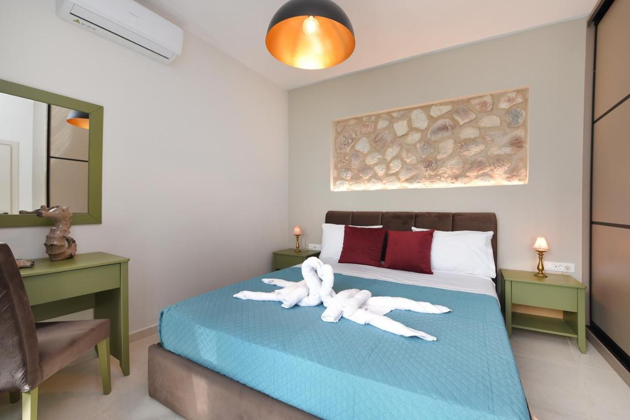 Syrene Luxury Suites Ermoupoli Exterior photo