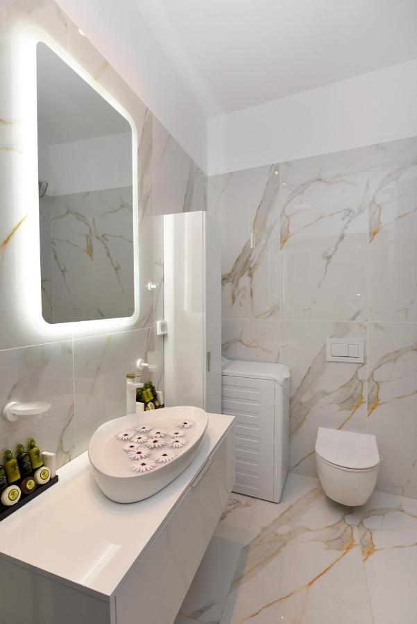 Syrene Luxury Suites Ermoupoli Exterior photo