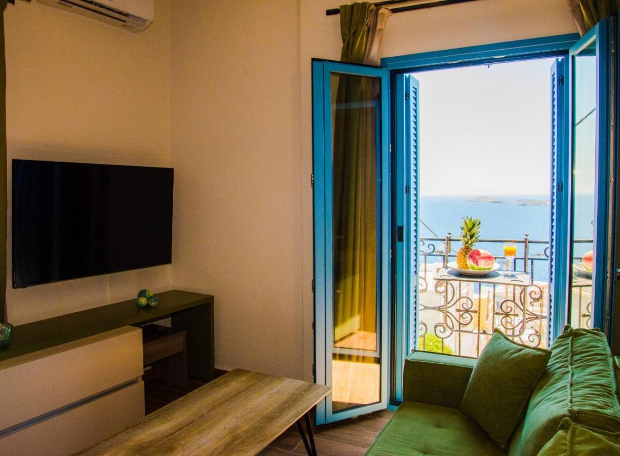 Syrene Luxury Suites Ermoupoli Exterior photo