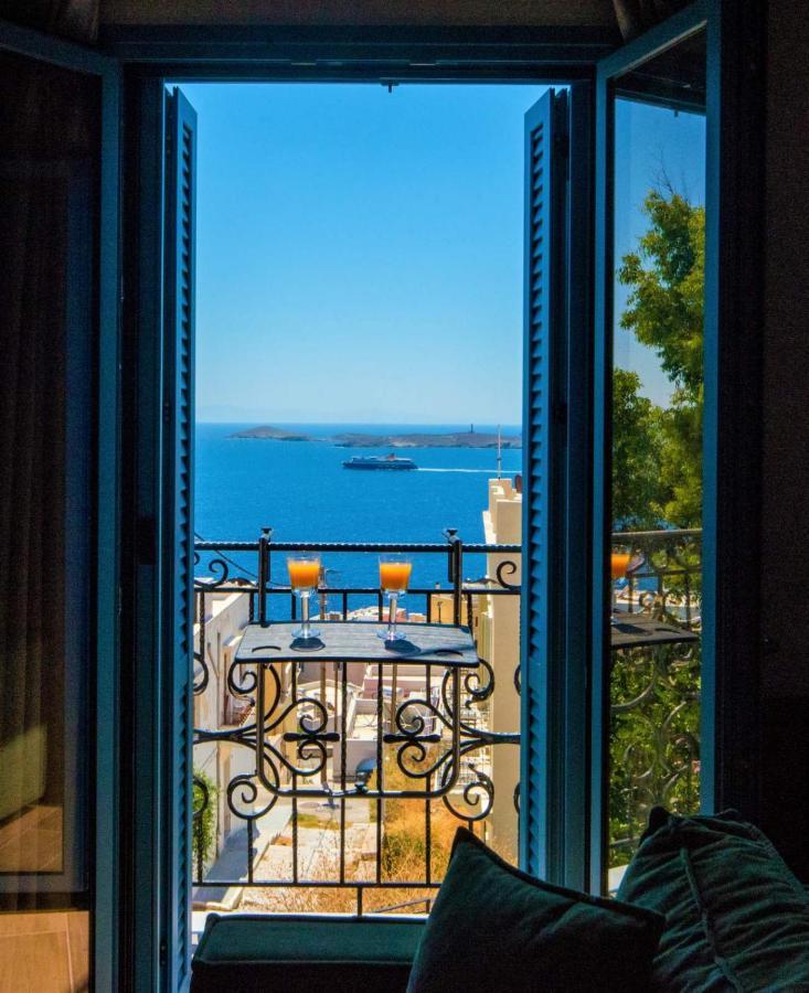Syrene Luxury Suites Ermoupoli Exterior photo